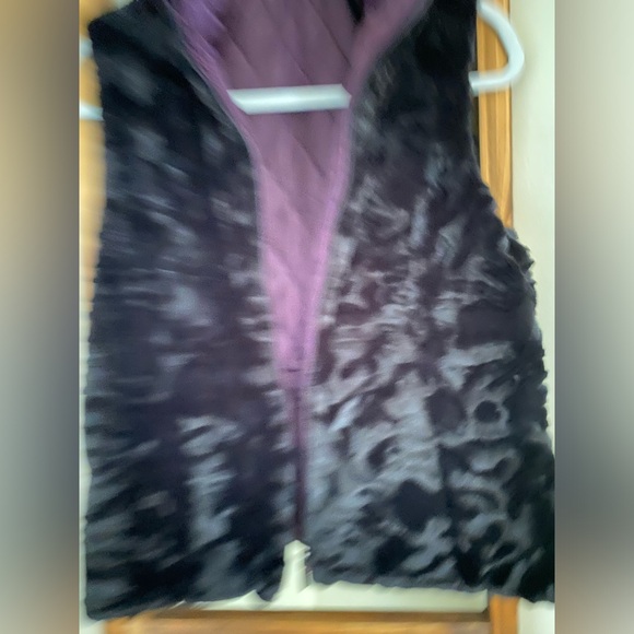 Women’s reversible quilted vest. - Picture 4 of 4